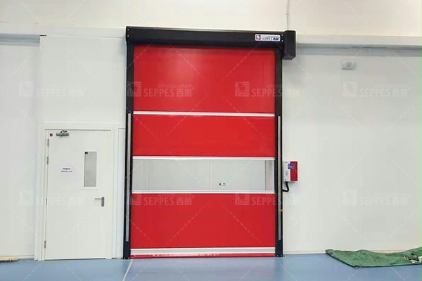 the fast rolling door